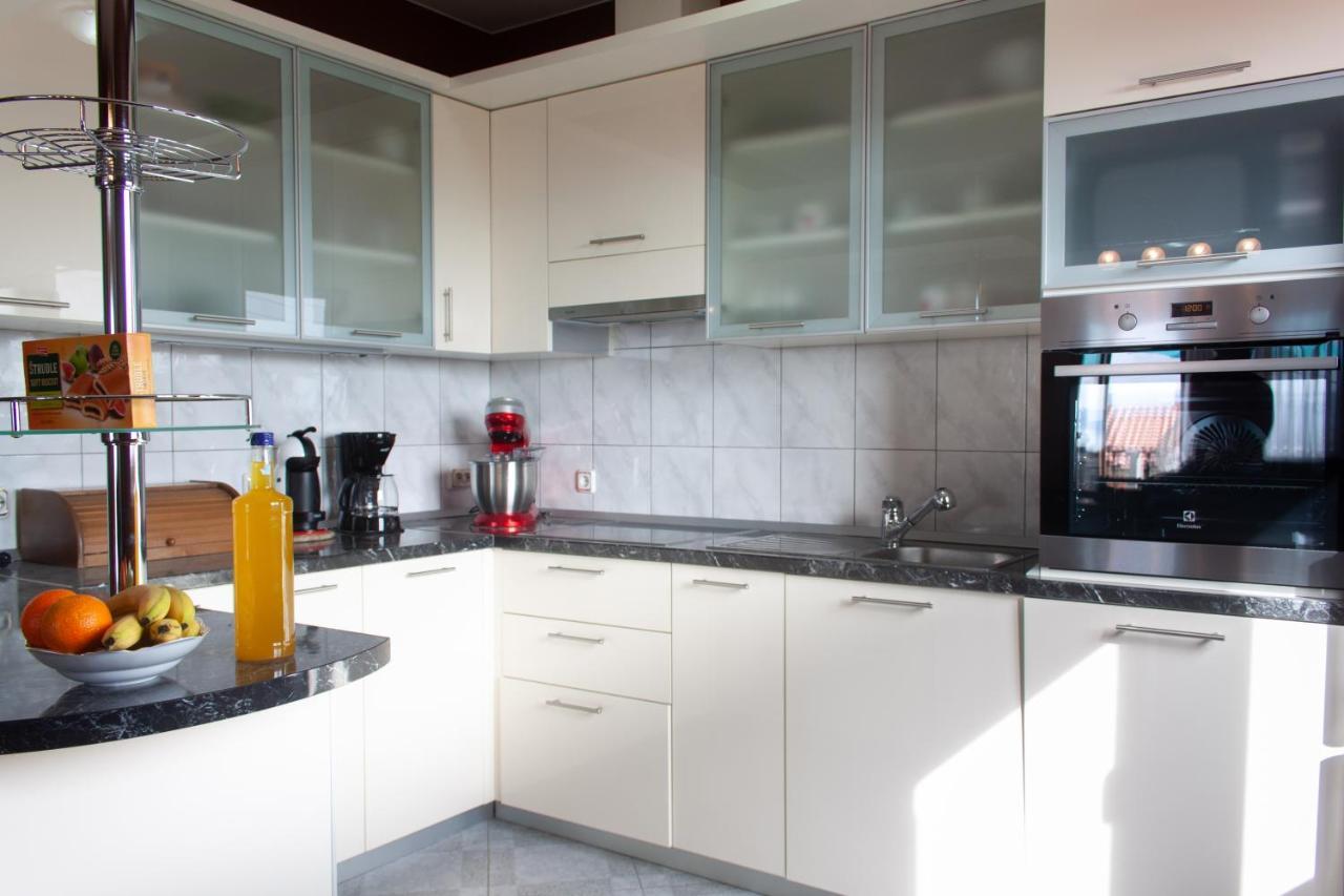 Apartment Juric Кастель-Нови Экстерьер фото